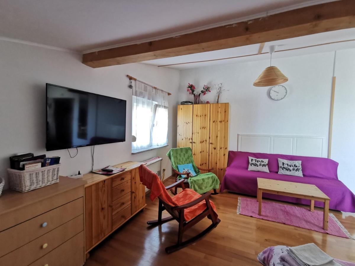 Anita Studio Apartment With Terrace Rijeka Bagian luar foto