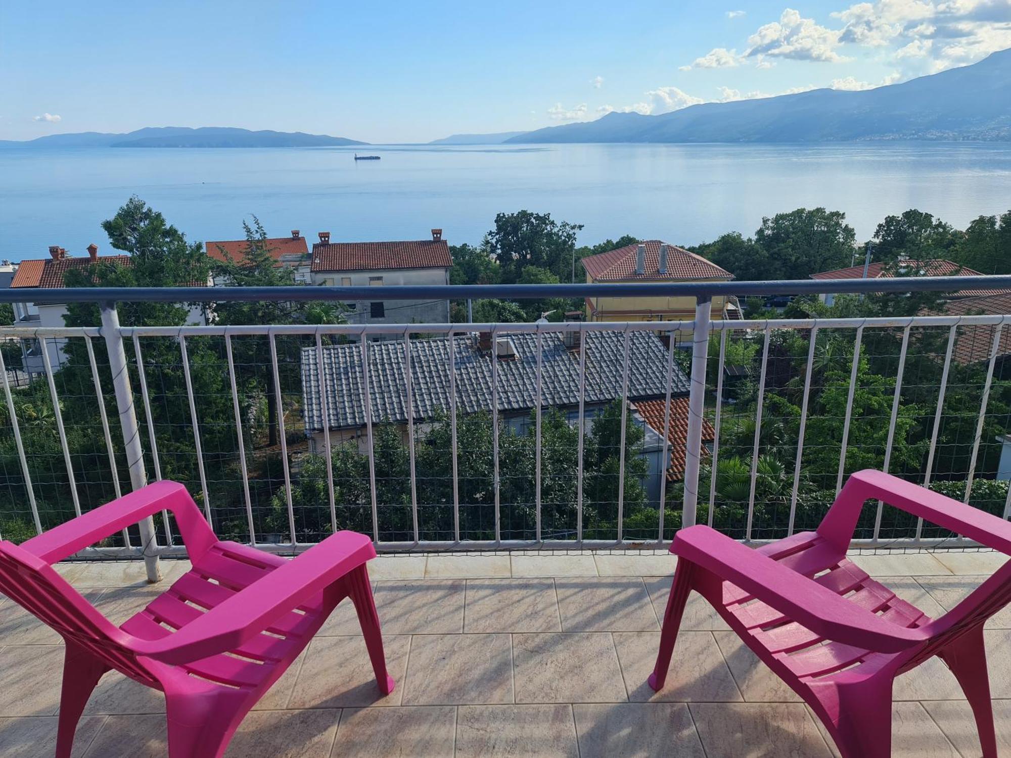 Anita Studio Apartment With Terrace Rijeka Bagian luar foto