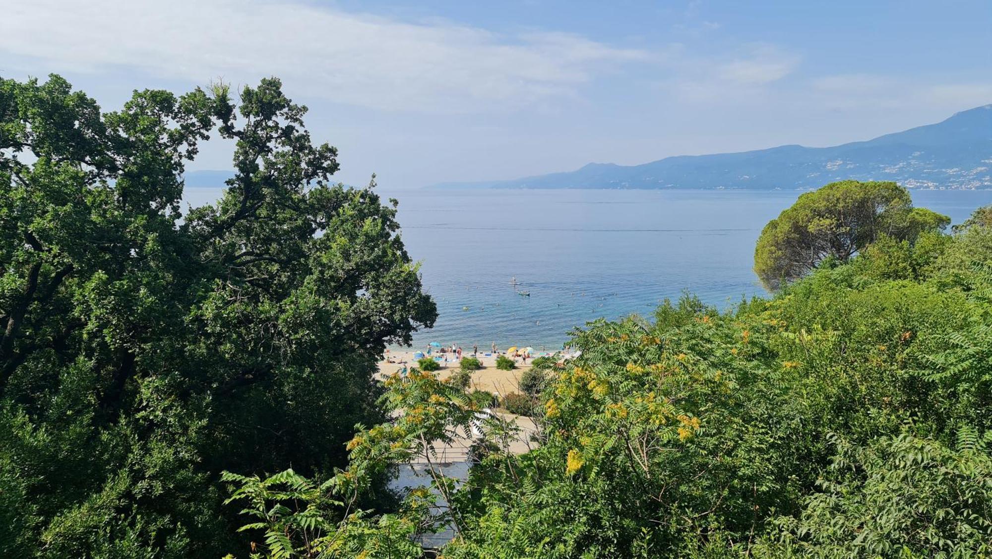 Anita Studio Apartment With Terrace Rijeka Bagian luar foto