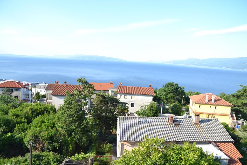 Anita Studio Apartment With Terrace Rijeka Bagian luar foto